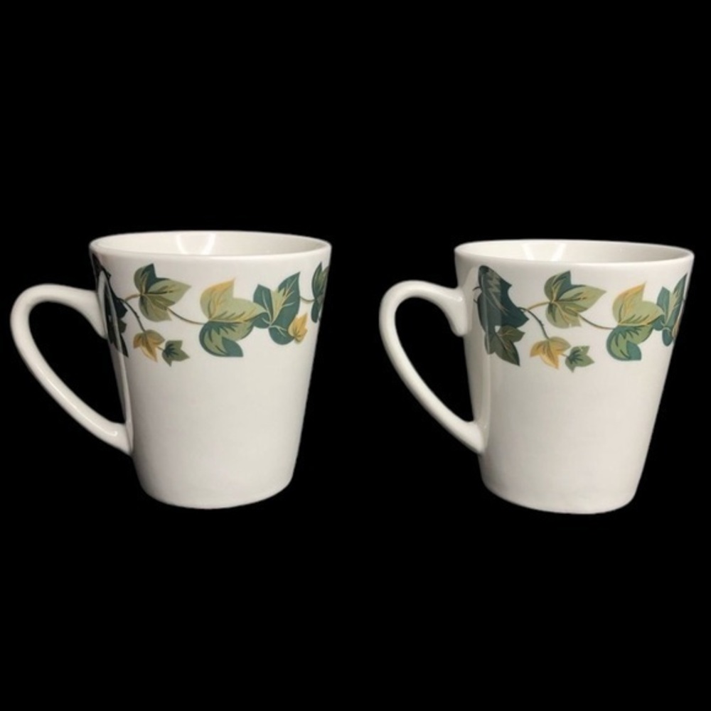 2 Martha Stewart MSE Green Ivy Vine 4” Mugs pre-owned